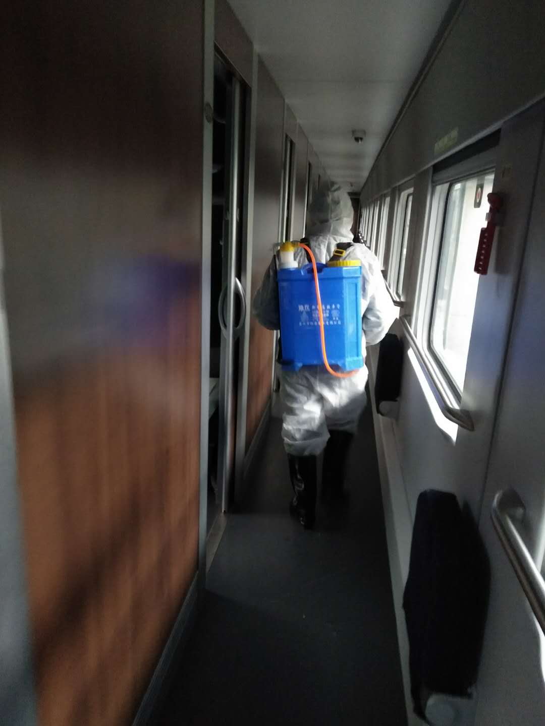 大指公司全力參與新冠肺炎疫情防控，為廣大旅客的健康安全出行保駕護(hù)航。